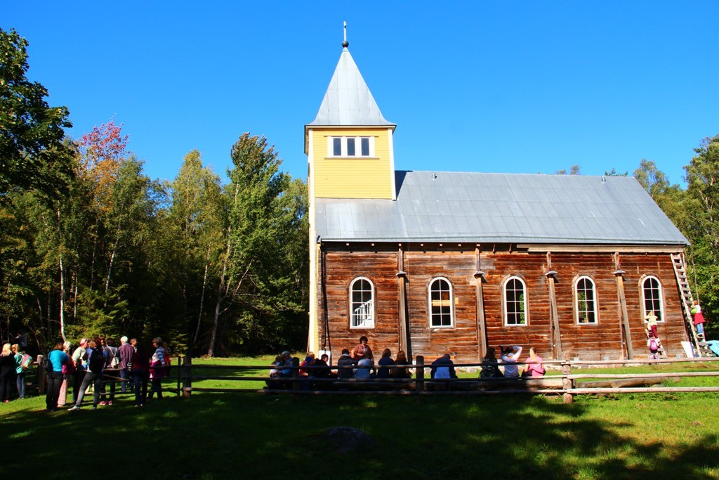 Naissaare turism: Naissaare kirik, september 2014